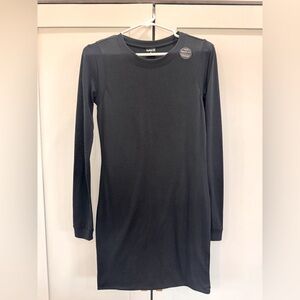 NWT HURLEY - Women’s DriFit Longsleeve dress - SIZE S - Black
